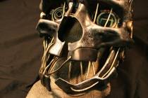 Создана точная копия маски Корво из Dishonored